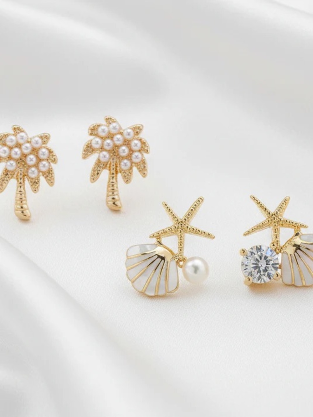Gold Palm Tree and Seashell Stud Earring Set - White & Gold - Picture 2 of 8